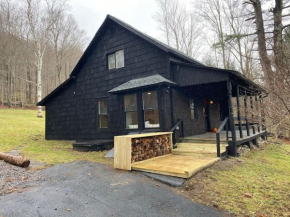Newly Renovated Catskill Getaway w/ Hot Tub